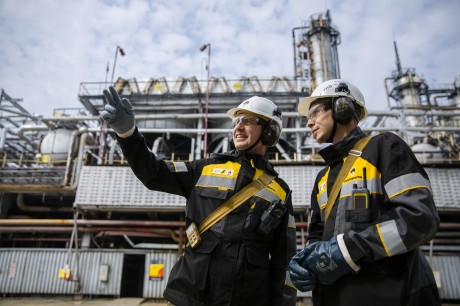 В «Роснефть Смазочные материалы» подтвердили соответствие международным стандартам В «Роснефть Смазочные материалы» подтвердили соответствие международным стандартам