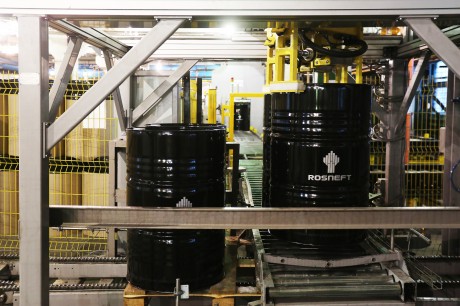 Осевое масло «Роснефти» успешно прошло испытания и получило одобрение «РЖД»